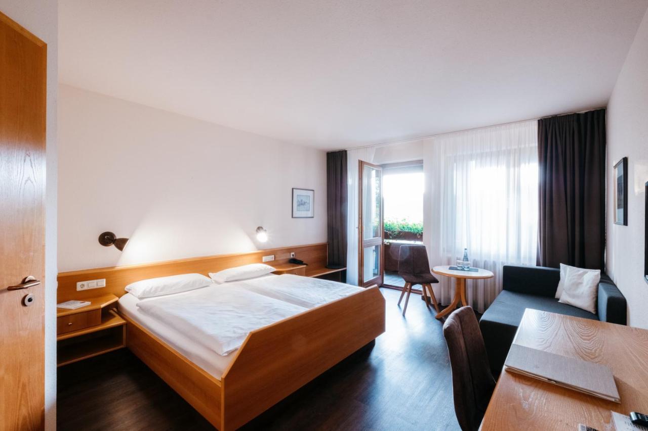 Restaurant & Landhotel Winter Gomadingen Dış mekan fotoğraf